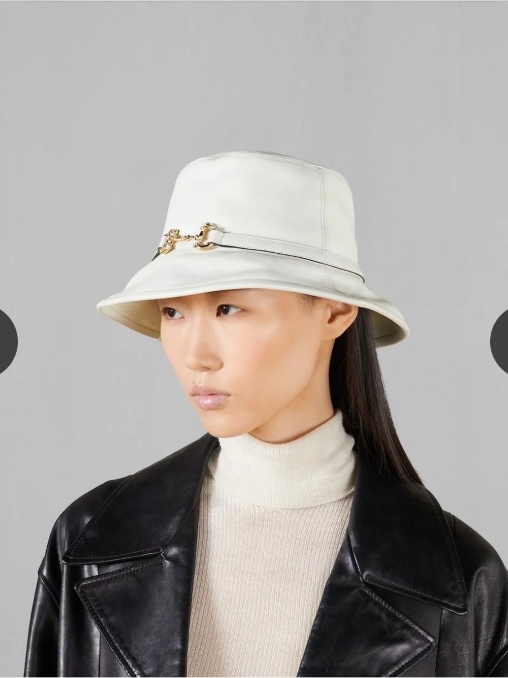 Gucci Black Leather Bucket Hat with Decorative crystal horsebit Buckle XL